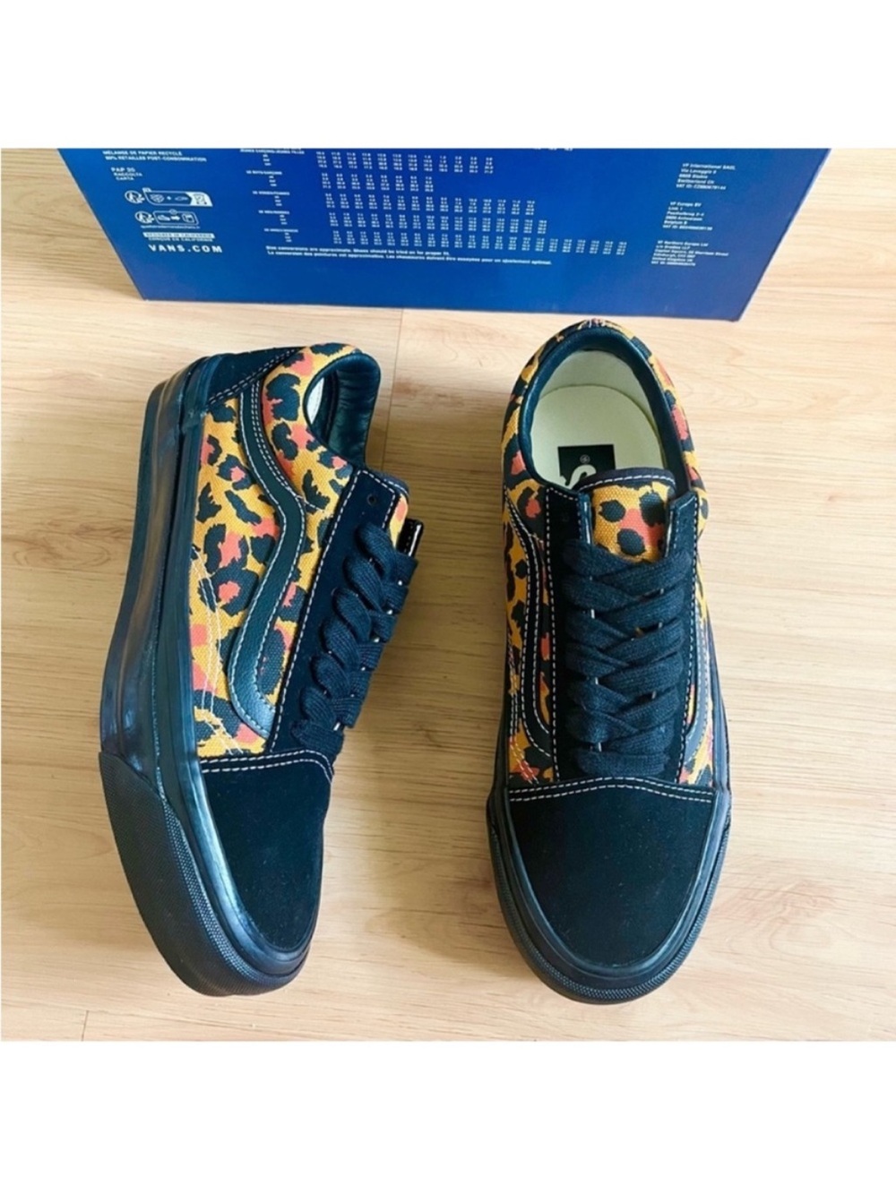 Vans Premium Old Skool
Leopard Shoe Women 8.0 US